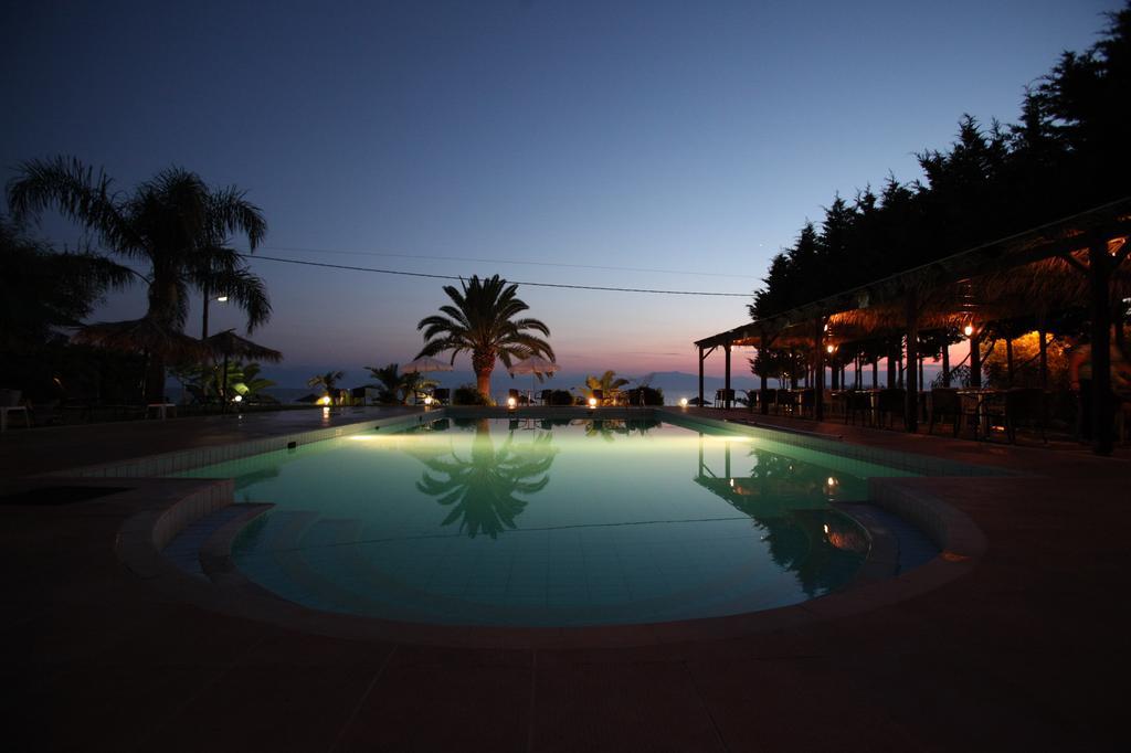 Iria Beach Dış mekan fotoğraf
